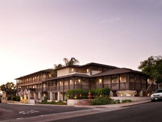 Люкс Fairfield Inn & Suites San Diego Old Town