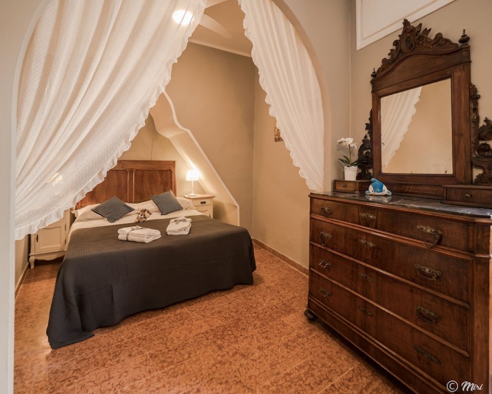 1 Bedroom Apartment with city view La Casa di Eio