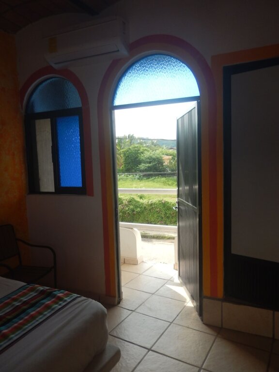 Семейное бунгало с 2 комнатами с красивым видом из окна Lizmar
