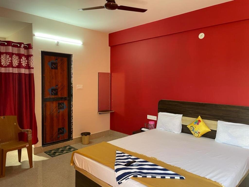 Deluxe room Goroomgo Radhika Beach Resort Puri