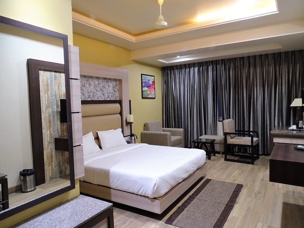 Deluxe Double room with city view Hotel Continental Blue