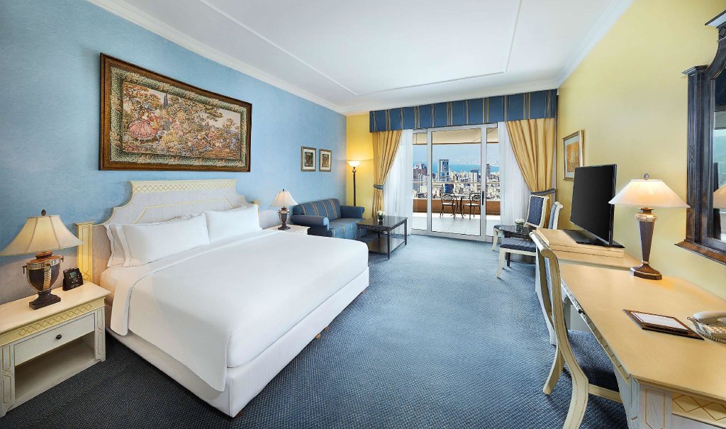 Deluxe room Hilton Beirut Habtoor Grand Hotel