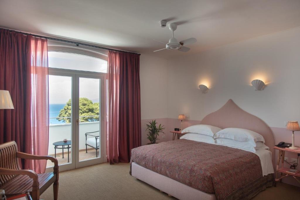 Двухместный номер Standard с видом на море Il Capri Hotel