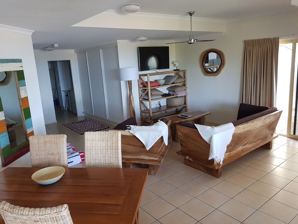 Апартаменты с 2 комнатами beachfront Rose Bay Resort