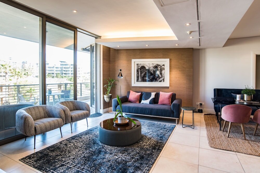 Classique appartement Elegant Waterfront Apartment with No Loadshedding