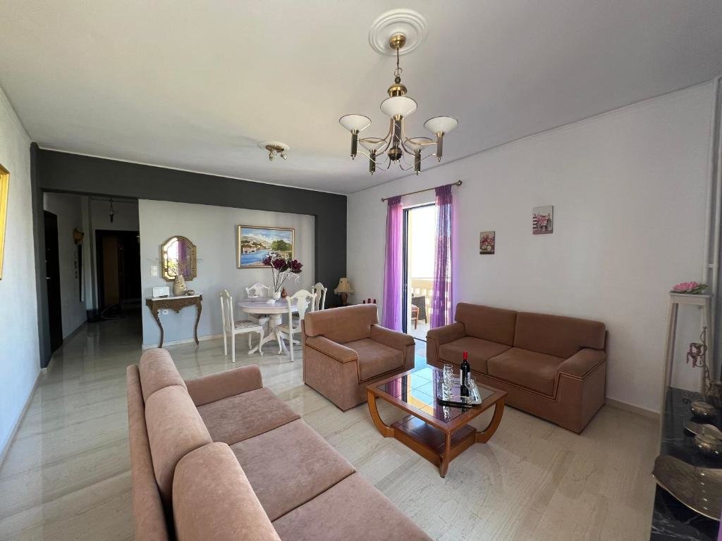 Apartamento ''Armens luxury home'' 3 minutes from the beach by foot