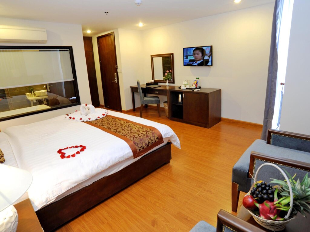 Deluxe double chambre avec balcon et Vue sur la ville Hanoi