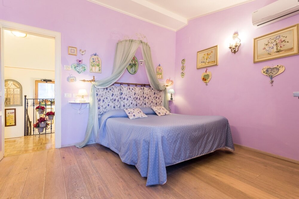 Номер Luxury Bed and Breakfast A casa delle Fate
