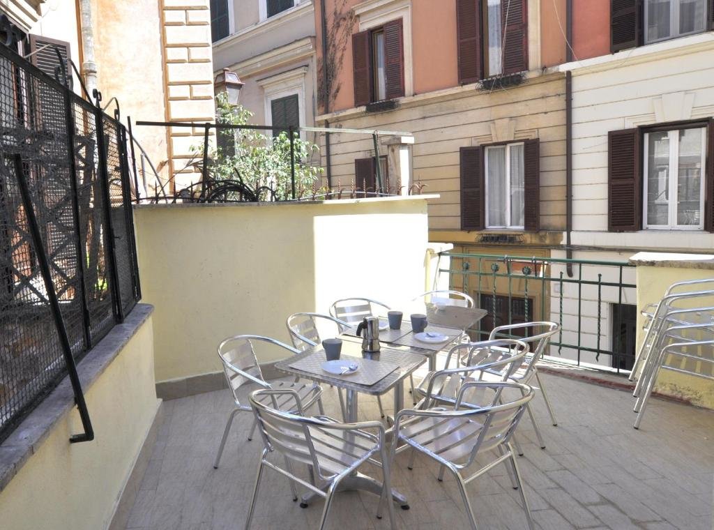 Appartement Flatinrome Trastevere Deluxe Rooms - Green Patio