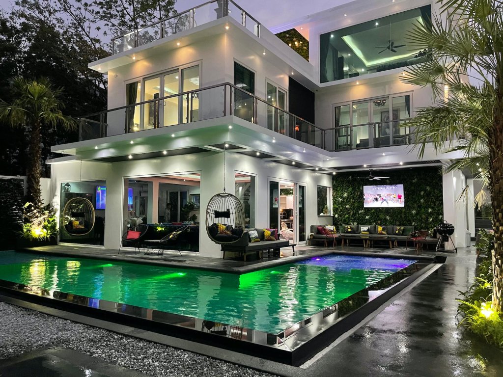 Номер Standard Colibri Pool Villa Pattaya