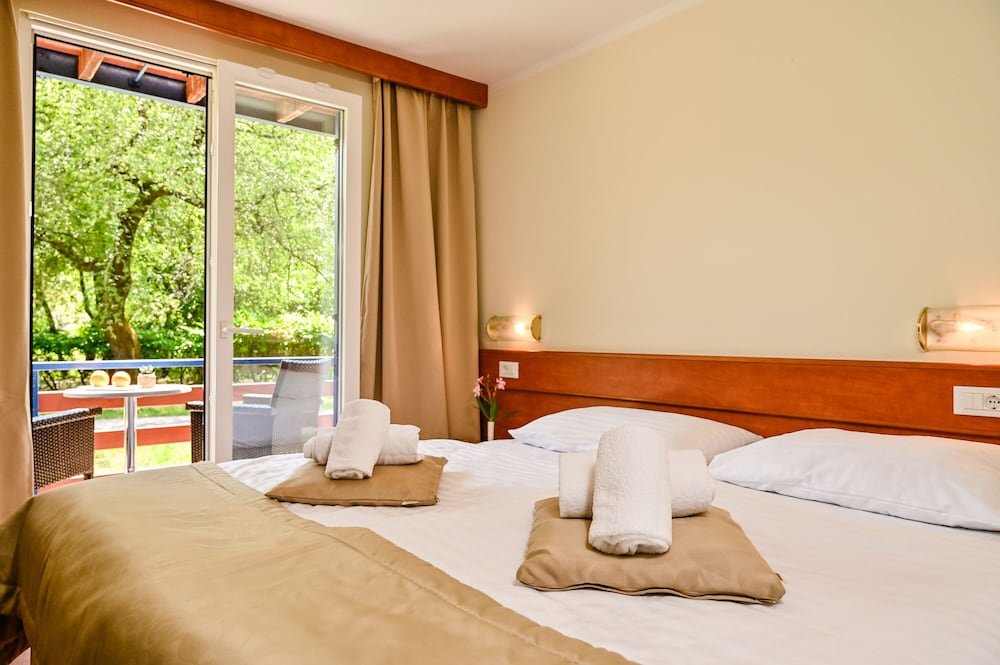 Standard double chambre avec balcon Campsite & Holiday Resort Medveja