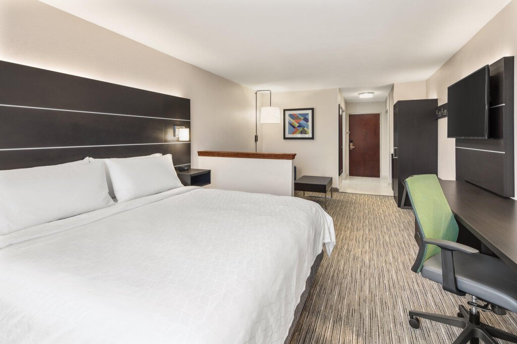 Номер Deluxe Holiday Inn Express Hotels & Suites Greenville-Spartanburg/Duncan, an IHG Hotel