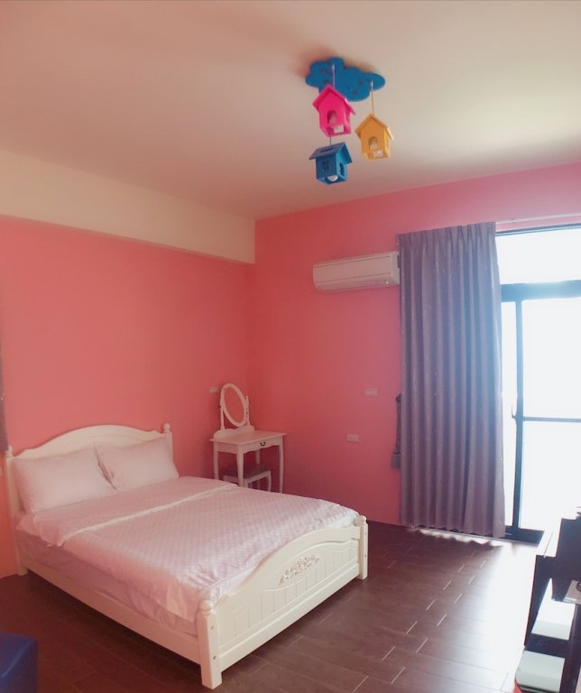 Standard Doppel Zimmer mit Balkon Tang Guo Homestay