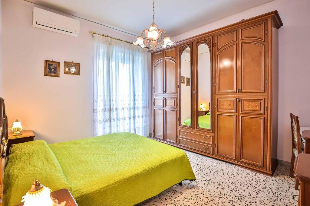 Apartamento Apartment with 4 bedrooms in Amalfi
