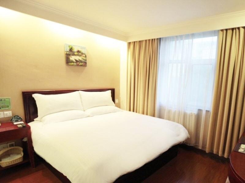 Standard Triple room GreenTree Inn HeBei LangFang WenAn ZuoGeZhuang Government HuangDaoKou Express Hotel