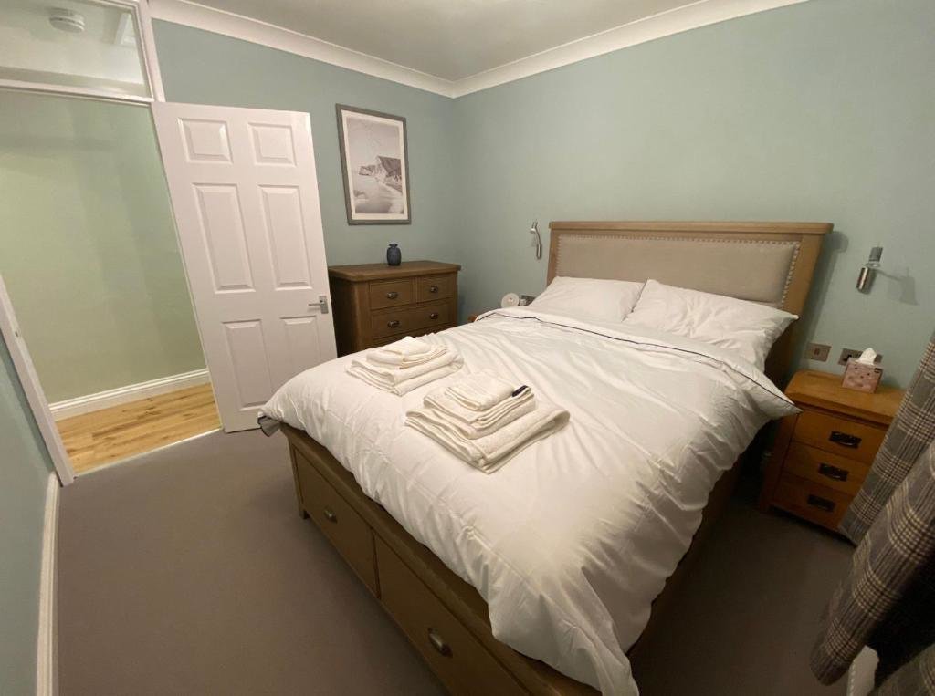 Апартаменты Spacious and bright 1 - bedroom rental unit