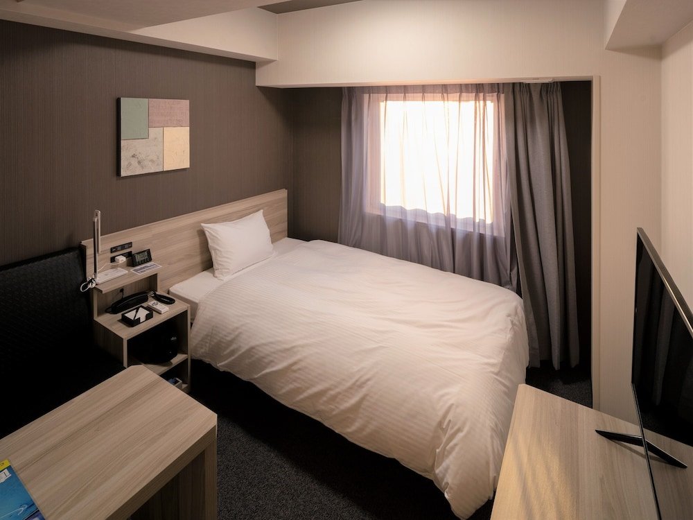 Номер Comfort Hotel Route Inn Matsuyama -Katsuyama Dori