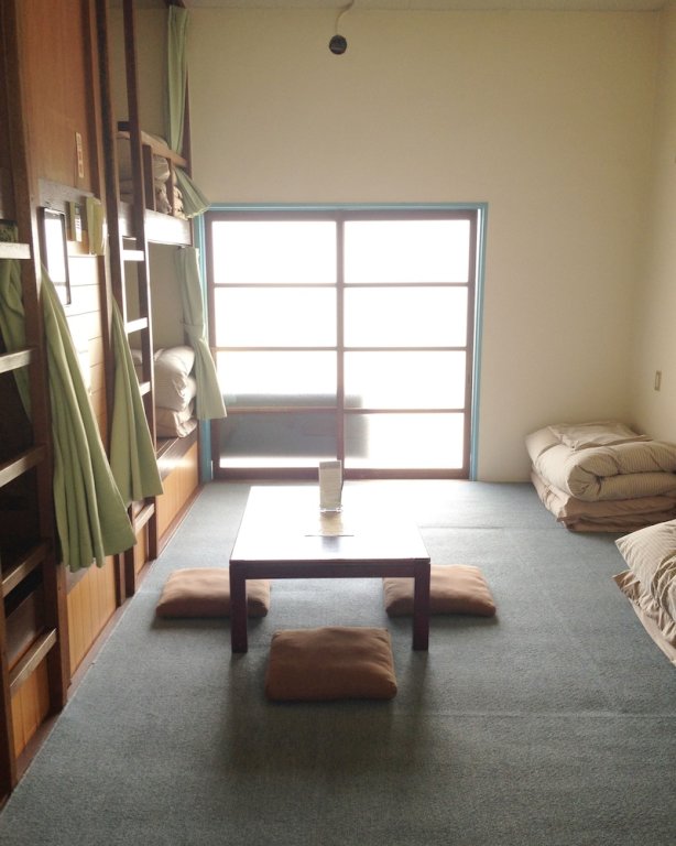 (camerata maschile) letto in camerata con balcone Amanohashidate Youth Hostel