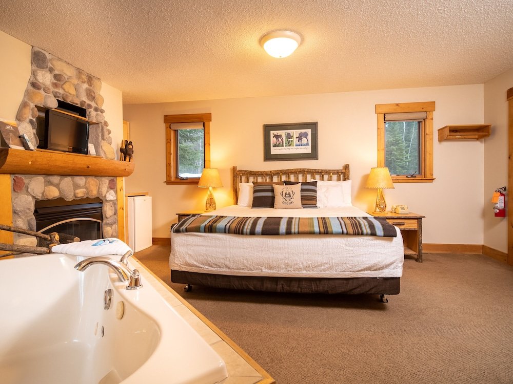 Номер Standard с 4 комнатами Caribou Highlands Lodge