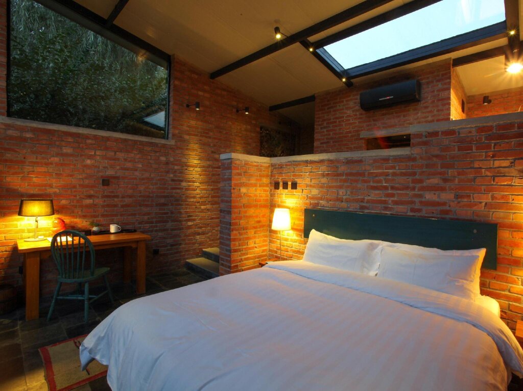 Deluxe room Brickyard Retreat at Mutianyu Great Wall