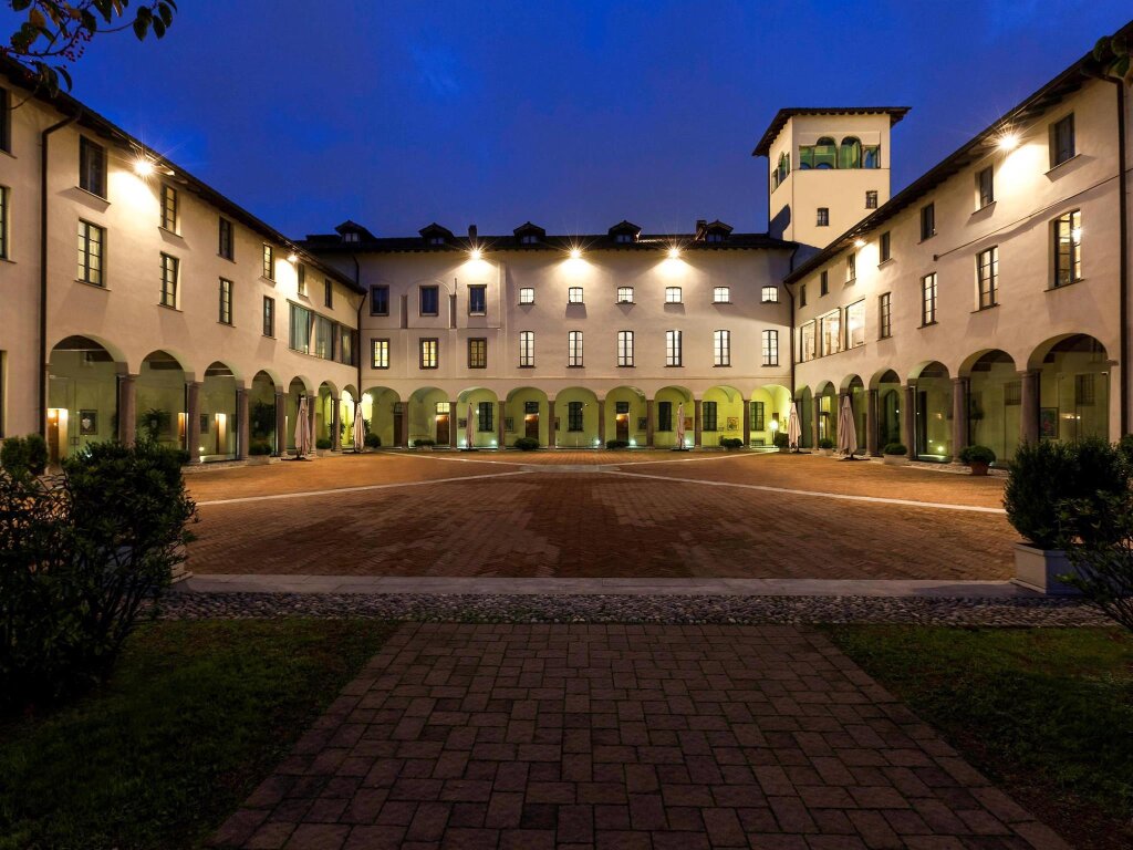 Двухместный номер Standard Grand Hotel Villa Torretta, Curio Collection by Hilton