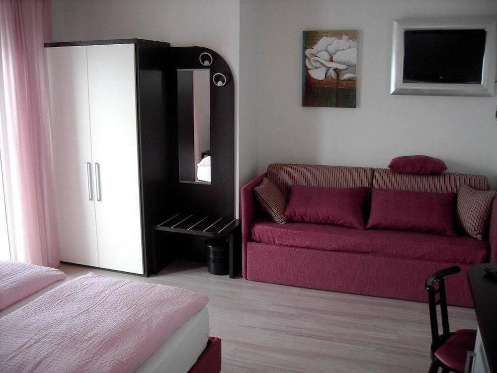 Standard Doppel Zimmer mit Balkon und mit Bergblick Hotel Villa Carmen