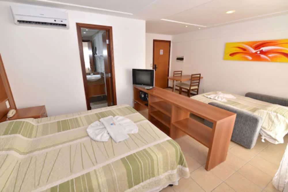 Standard triple chambre Mirador Praia Hotel
