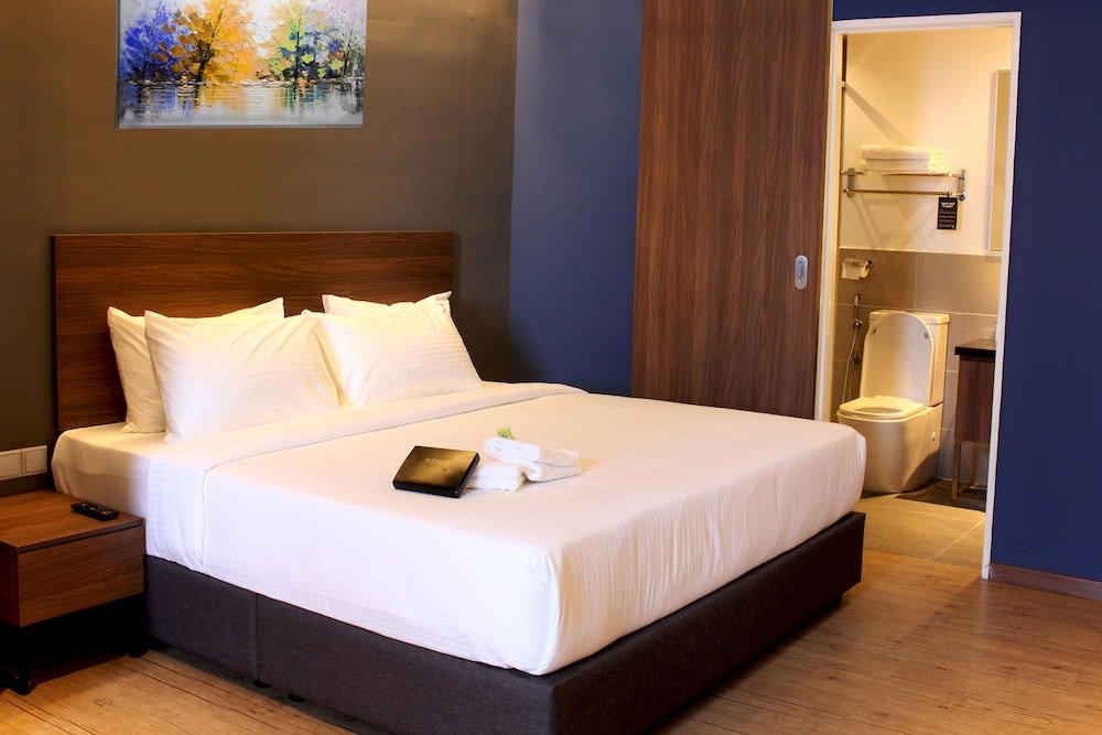 Deluxe room Imperial Regency Suites & Hotel Petaling Jaya