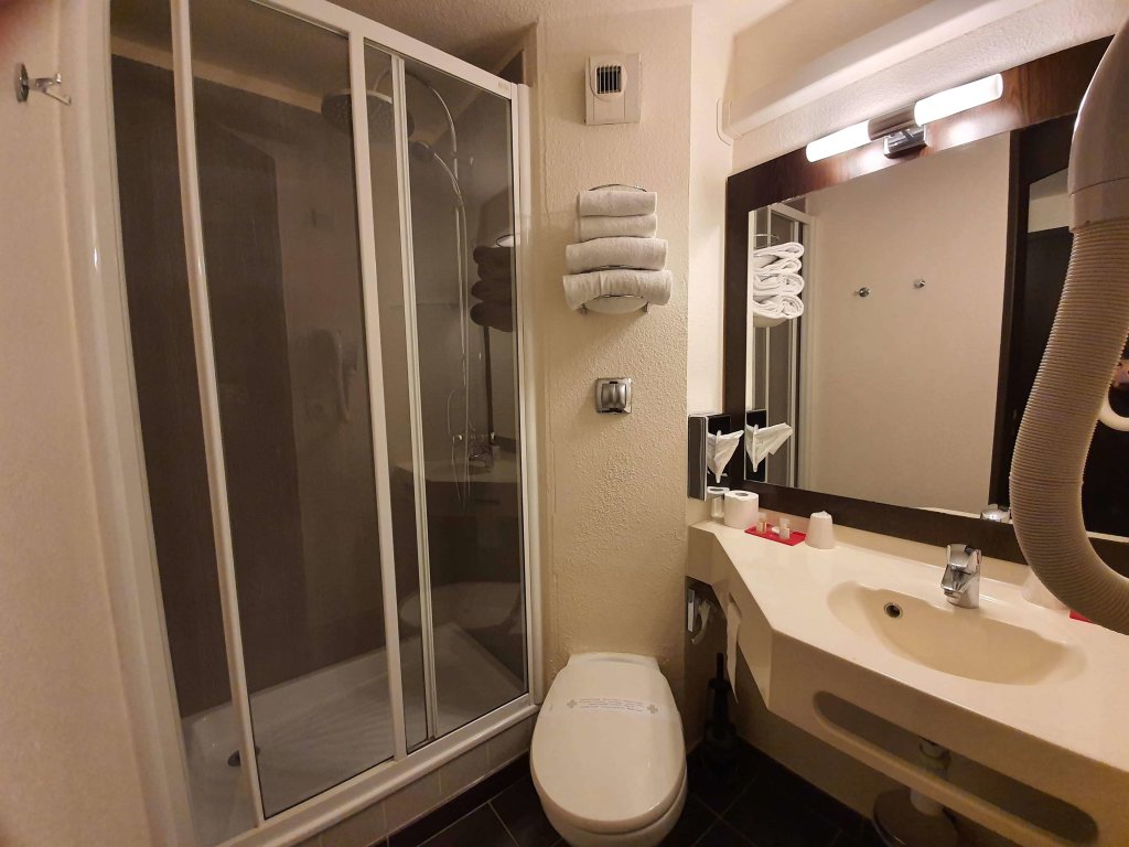 Standard Double room Enzo Hotels Cannes Ecluse by Kyriad Direct