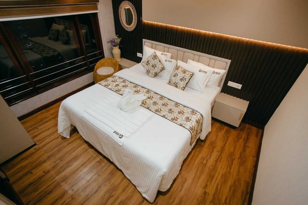Premium Double room Upper Deck Houseboats