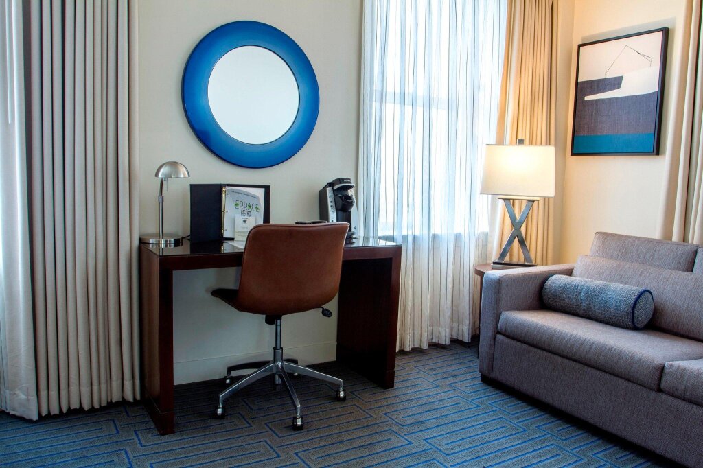 Premium room Ellis Hotel, Atlanta, a Tribute Portfolio Hotel
