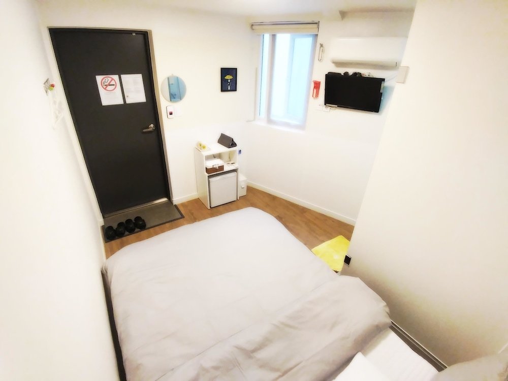 Deluxe Zimmer K Stay Guesthouse Myeongdong first