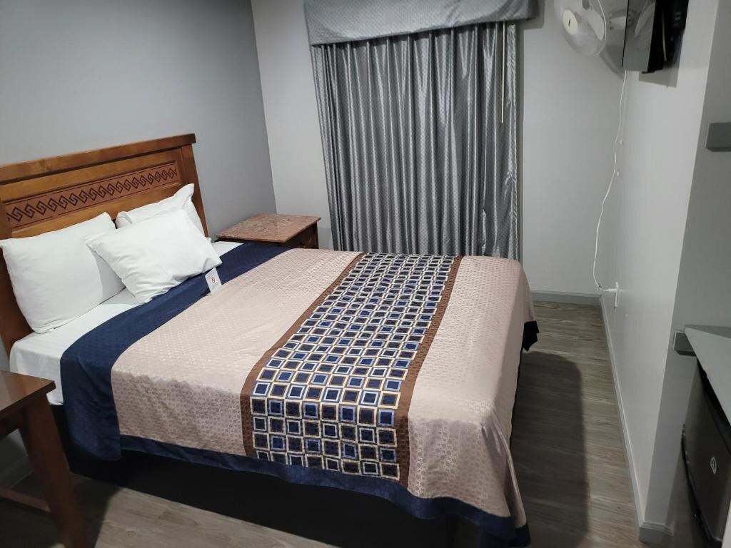 Standard Single room Las Palmas Hotel