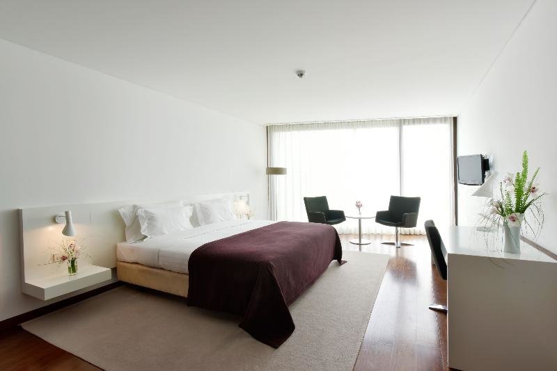 Номер Standard с балконом Pousada Palacio de Estoi - Small Luxury Hotels of the World