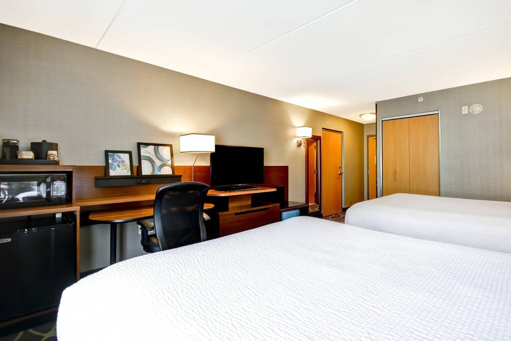 Номер Standard Fairfield Inn & Suites by Marriott Guelph