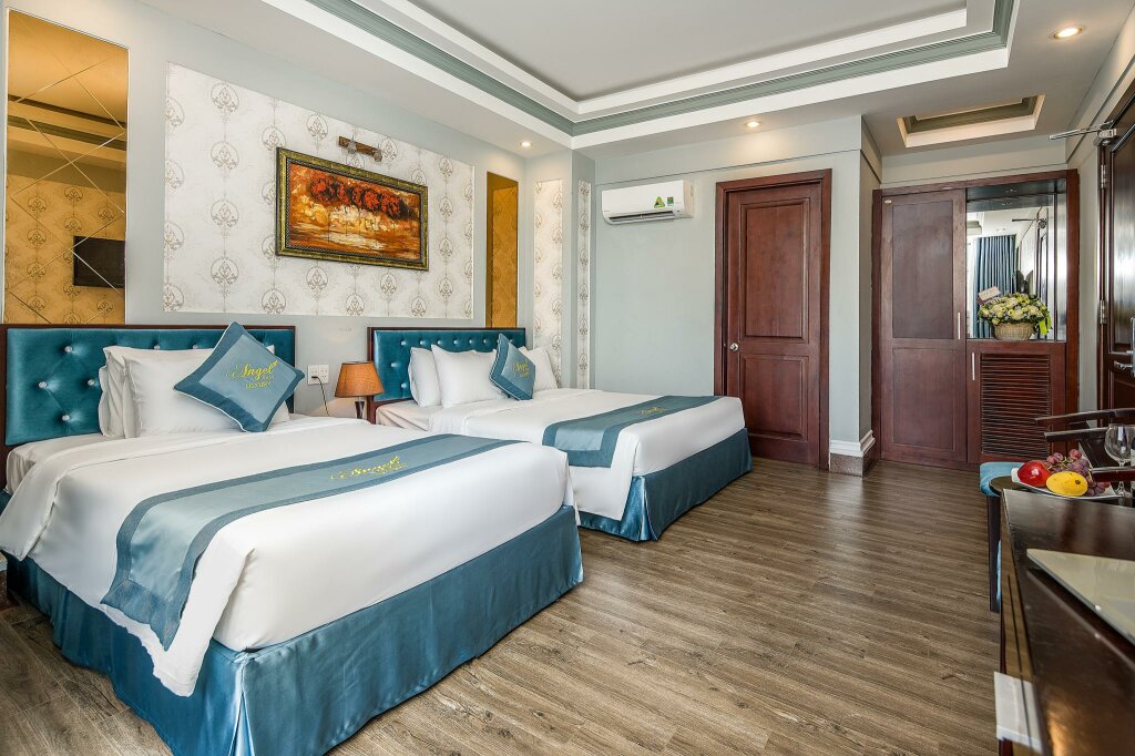Deluxe Triple room with city view Angel Hotel Da Nang