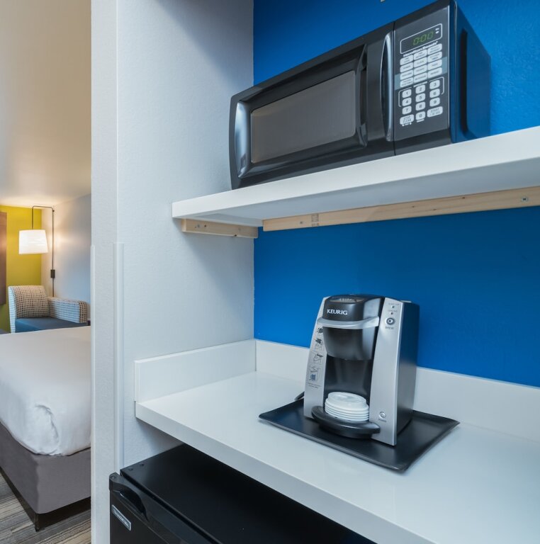 Standard Zimmer Holiday Inn Express Hotel & Suites Rocky Mount, an IHG Hotel