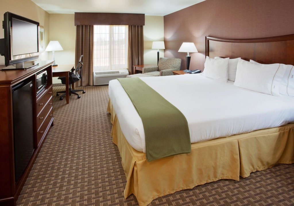 Standard Zimmer Holiday Inn Express Hotel & Suites Willows, an IHG Hotel