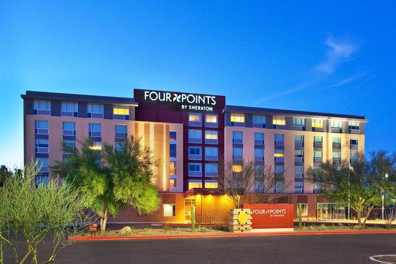 Cama en dormitorio compartido Four Points By Sheraton At Phoenix Mesa Gateway Airport