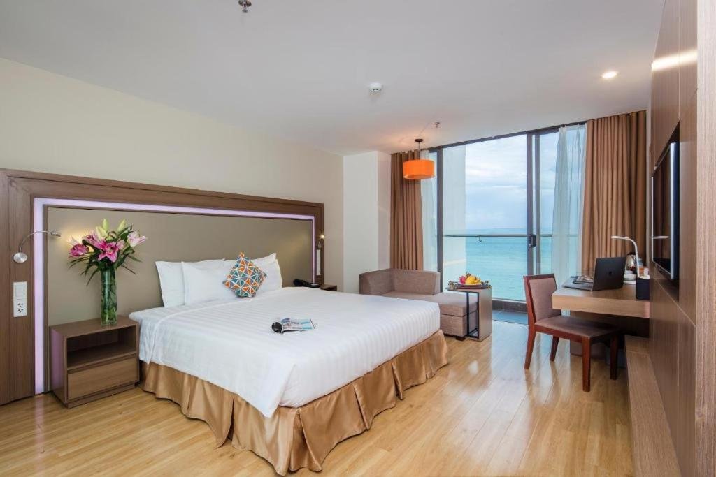 Executive Double room with balcony and with sea view King Town Grand Hotel & Wedding Center