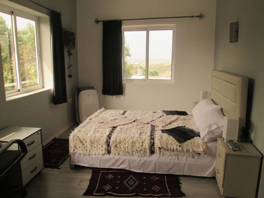 Standard Doppel Zimmer mit Gartenblick Malak Tingis