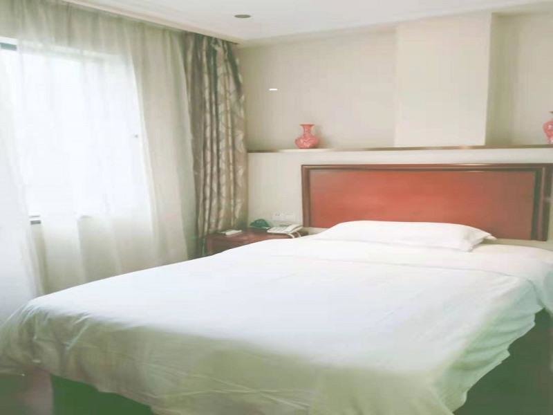 Standard Double room GreenTree Inn Nanchang East Beijing Road Nanchang University Express Hotel
