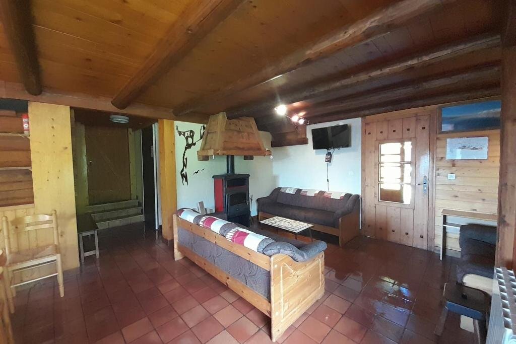 Chalet chalet 115 m2 with garden-terrace near the slopes