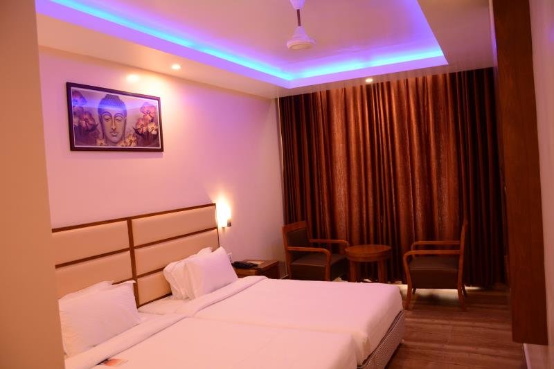 Номер Luxury Kani Residency Hotel