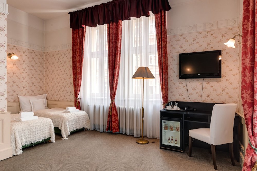 Classic Quadruple room Hotel Praga 1885