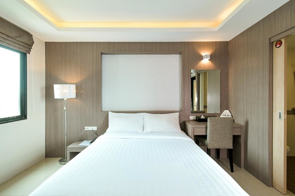 Camera Standard Sleep Hotel Bangkok