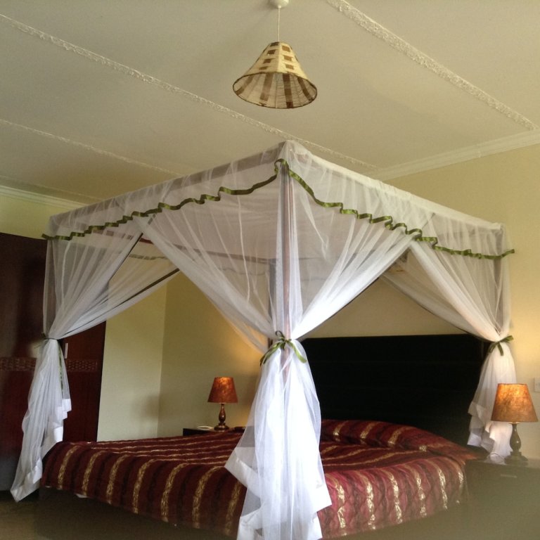 Коттедж с балконом AA Lodge Amboseli