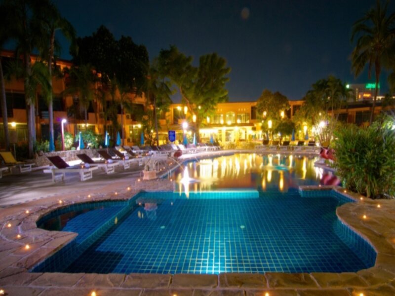 Bett im Wohnheim Peace Resort Pattaya