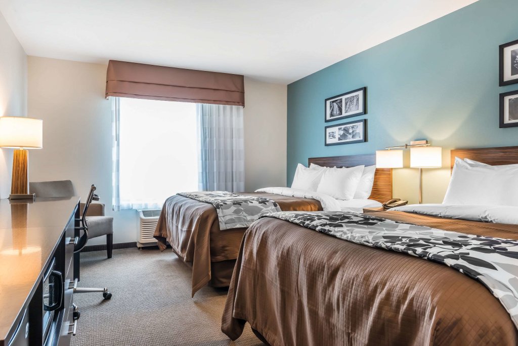 Standard Vierer Zimmer Sleep Inn & Suites Cumberland - LaVale