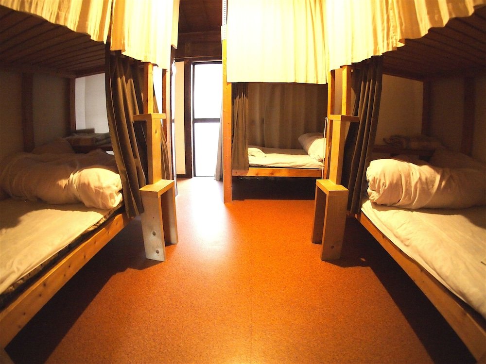 Cama en dormitorio compartido (dormitorio compartido masculino) Backpackers Fuji - Hostel